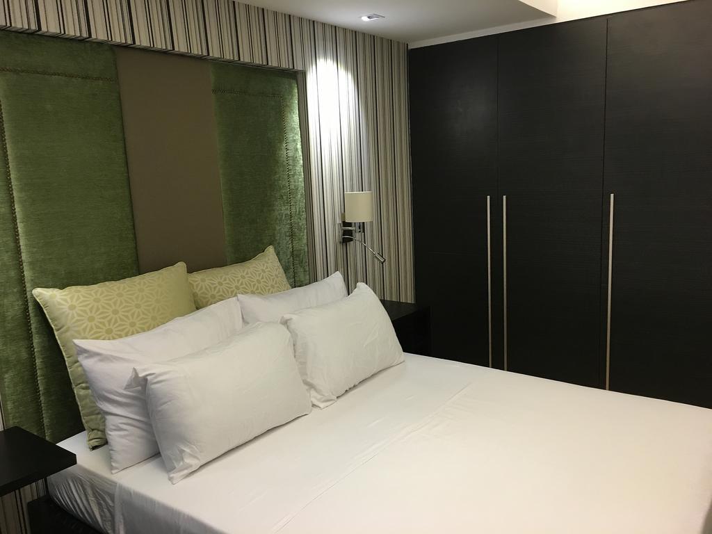 Shang Luxury Suites Mandaluyong 객실 사진
